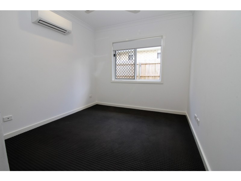 unit 2/19 Chandon Court, Hillcrest QLD 4118