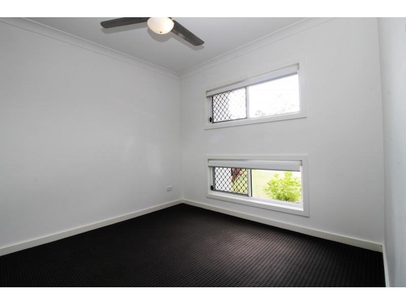 unit 2/19 Chandon Court, Hillcrest QLD 4118