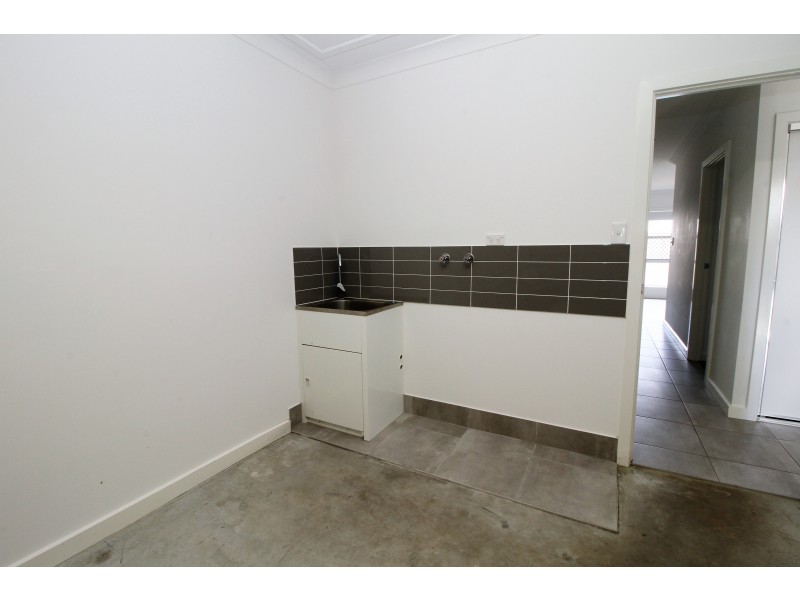 unit 2/19 Chandon Court, Hillcrest QLD 4118