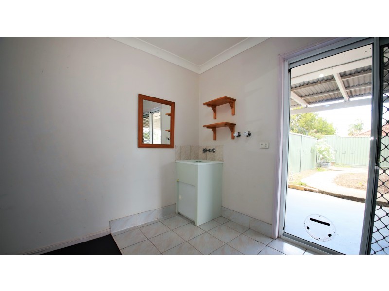 11 Murrumbidgee Street, Hillcrest QLD 4118