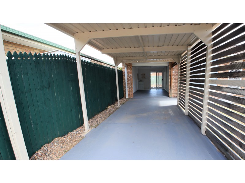 11 Murrumbidgee Street, Hillcrest QLD 4118