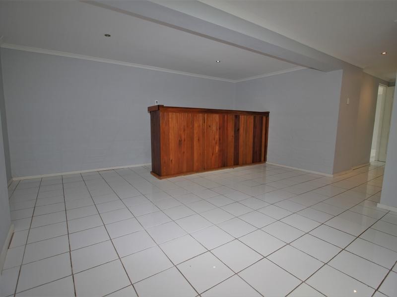 12 Heidi Street, Marsden QLD 4132