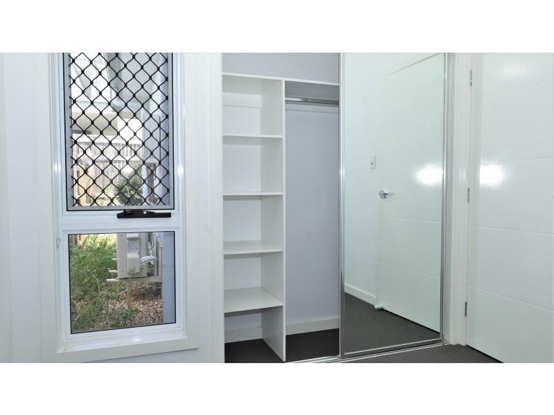 2/10 Waheed Street, Marsden QLD 4132