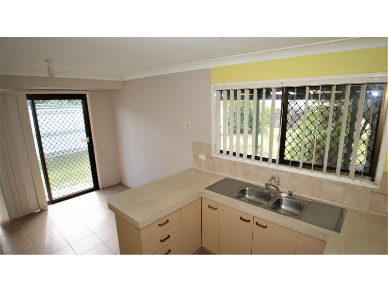 17 Mahonia, Crestmead QLD 4132