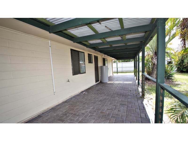 17 Mahonia, Crestmead QLD 4132