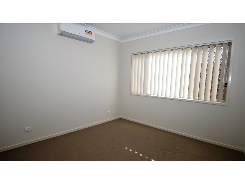 2 Mount Mee Street, Park Ridge QLD 4125