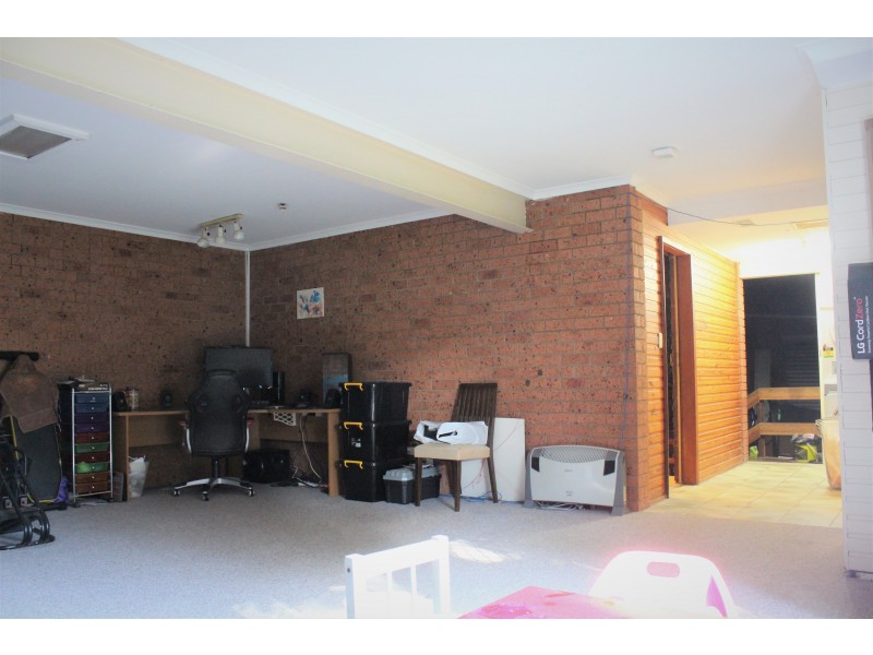 4 Lindsay Street, Loganholme QLD 4129