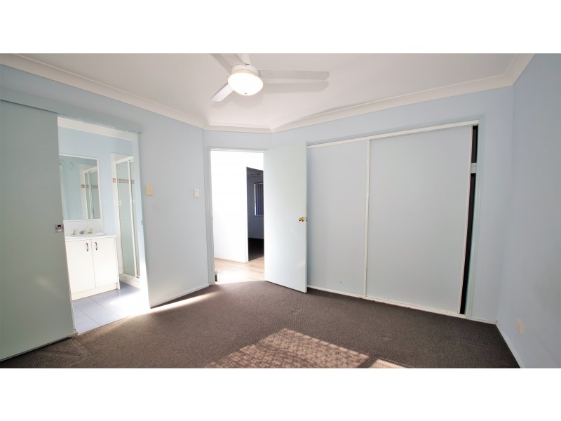 15 Justin Place, Crestmead QLD 4132