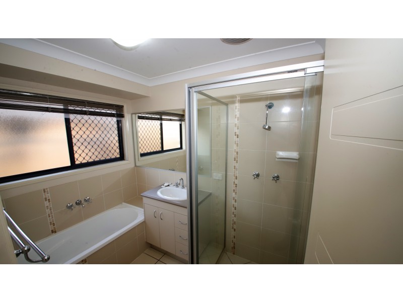 28C Pinelands Street, Loganlea QLD 4131