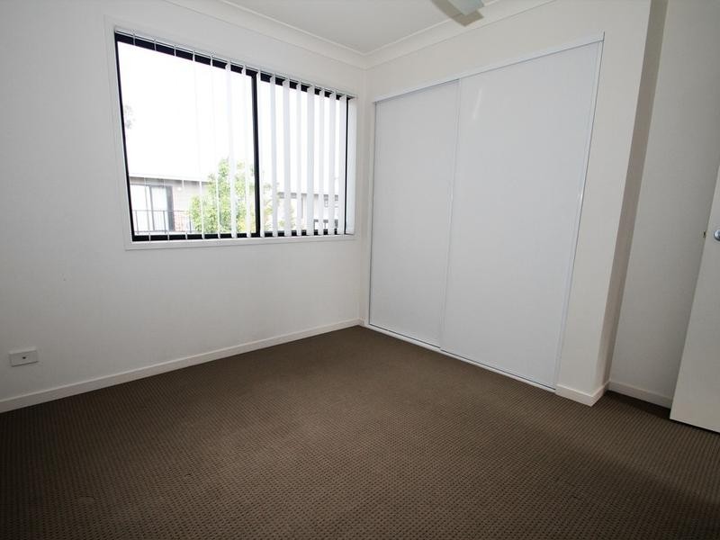 2/698-700 Kingston Road, Loganlea QLD 4131