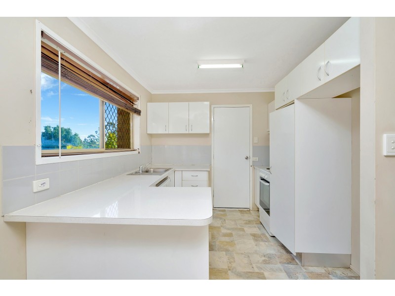 5 Burrum Court, Eagleby QLD 4207