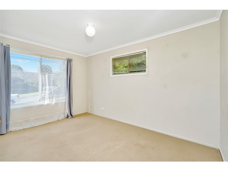 5 Burrum Court, Eagleby QLD 4207