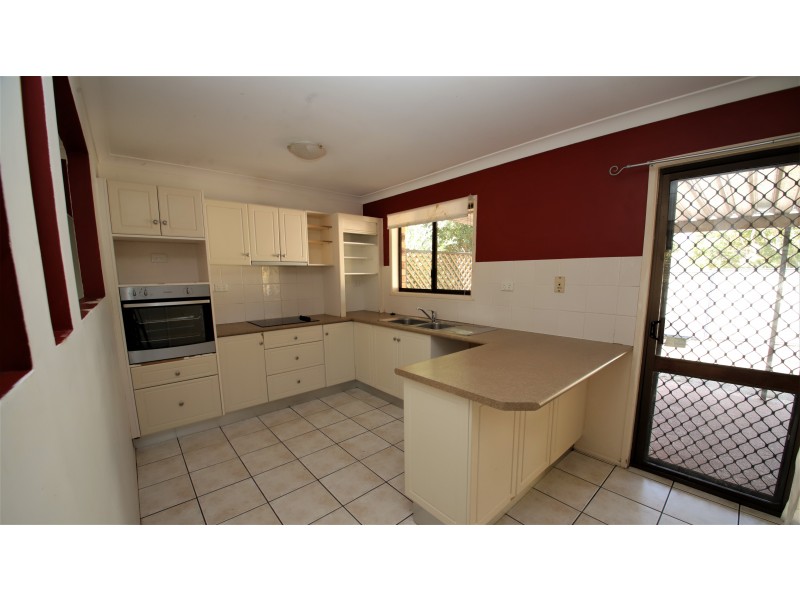5 Bluegum Drive, Marsden QLD 4132