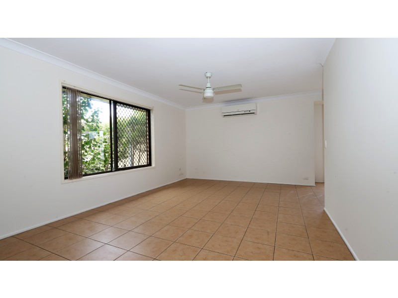 17 Mahonia Court, Crestmead QLD 4132