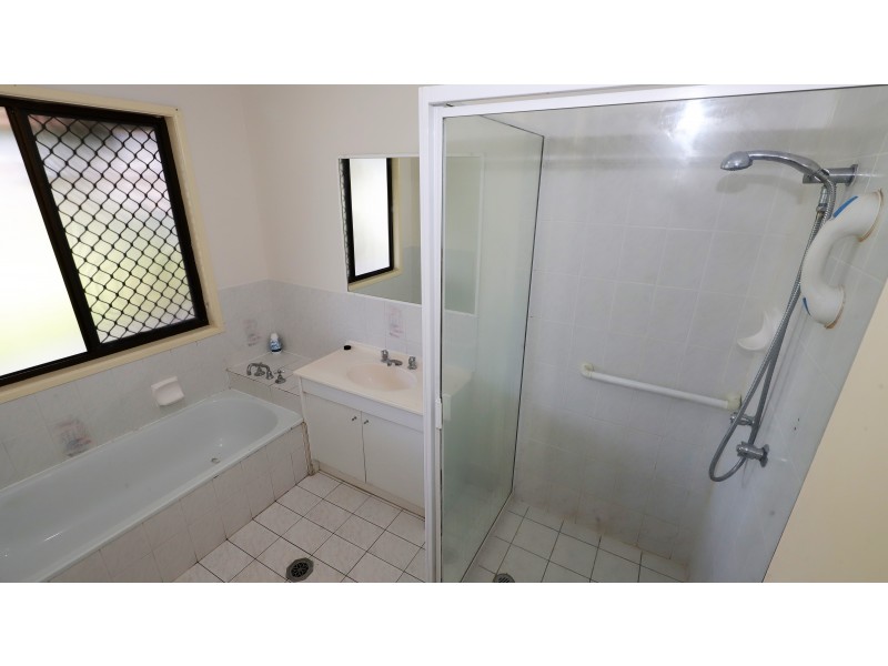 17 Mahonia Court, Crestmead QLD 4132