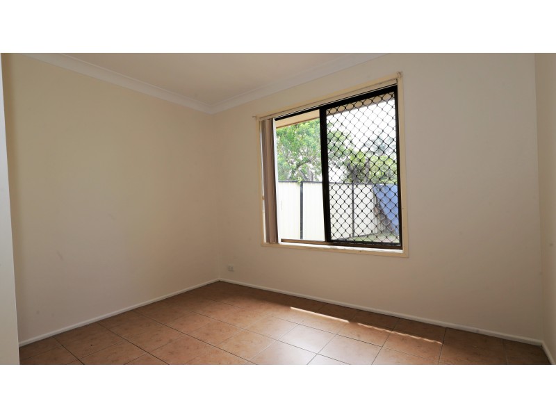 17 Mahonia Court, Crestmead QLD 4132