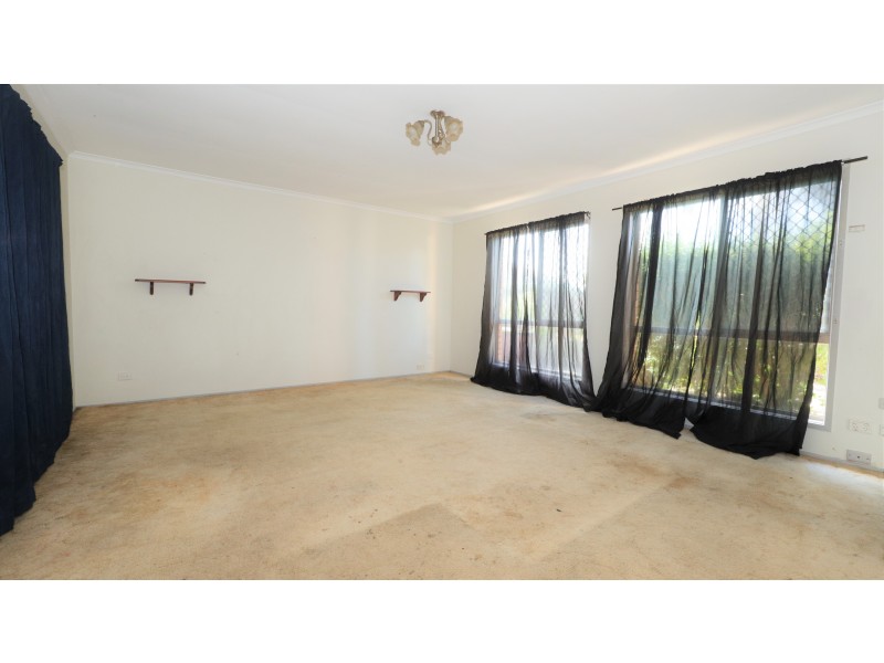 9 Loxton Court, Marsden QLD 4132