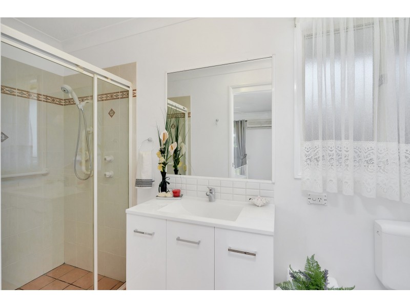 3 Lake Amaroo Court, Logan Reserve QLD 4133