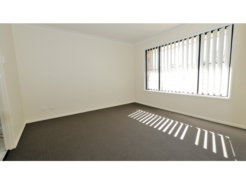 11 Ella Court, Marsden QLD 4132