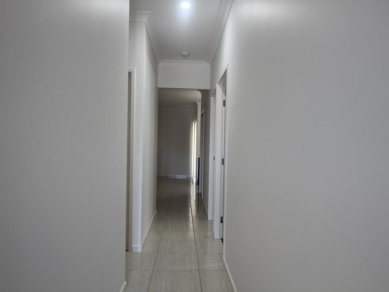 33 Mt Mee Street, Park Ridge QLD 4125