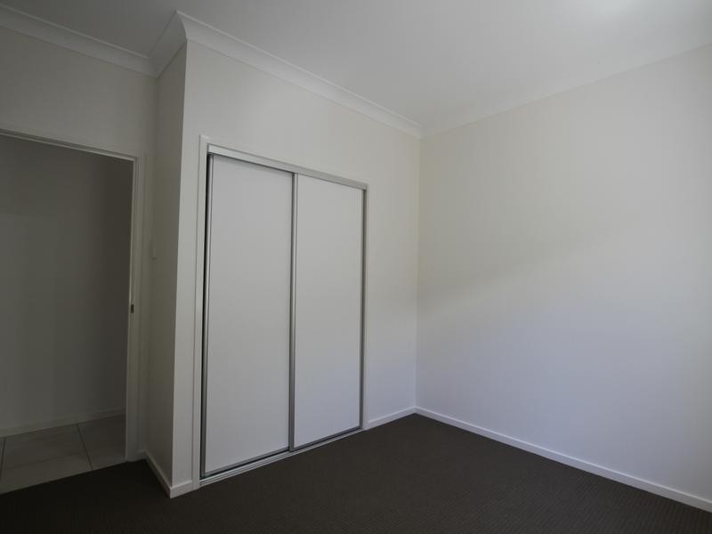 33 Mt Mee Street, Park Ridge QLD 4125