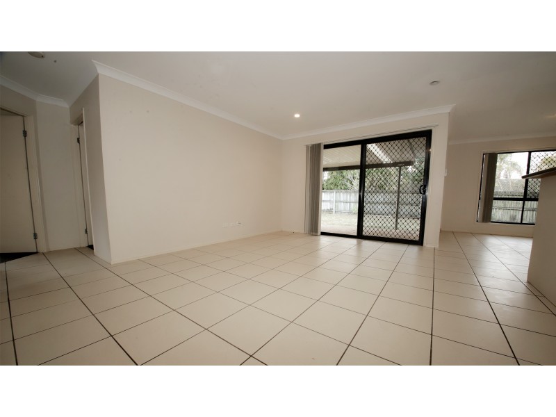 28C Pinelands Street, Loganlea QLD 4131