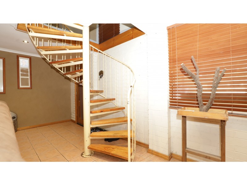 110 Hakea Street, Crestmead QLD 4132