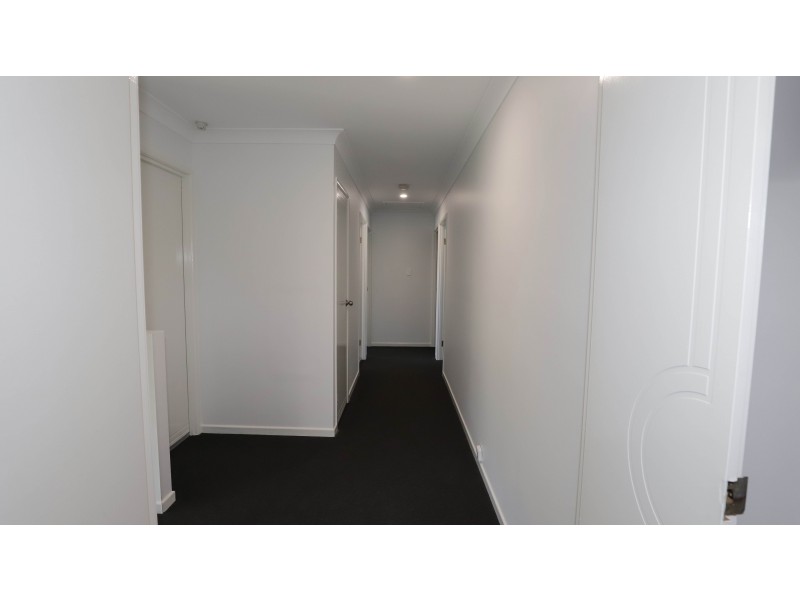 2 Wisdom Way, Crestmead QLD 4132