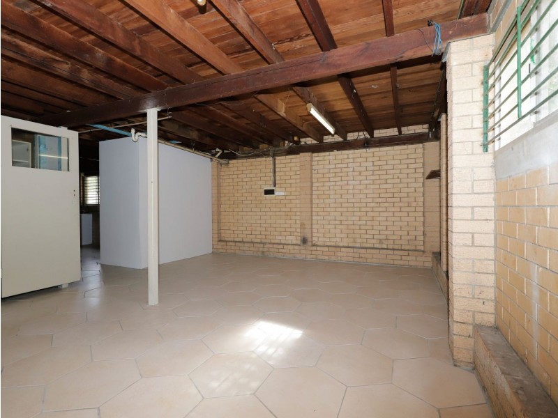 16 Windsor Street, Slacks Creek QLD 4127