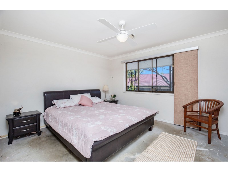 7 Willow Road West, Redbank Plains QLD 4301
