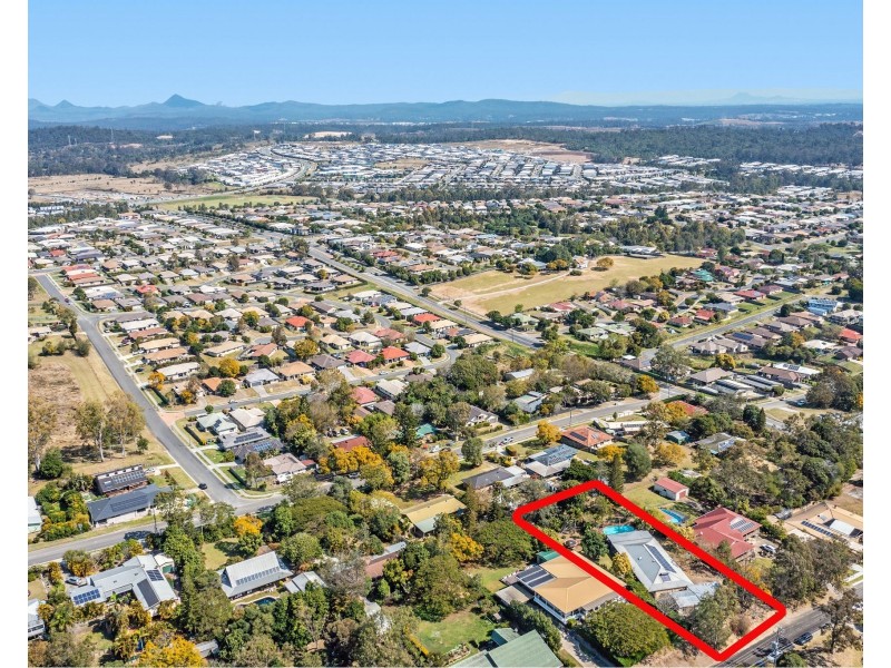 7 Willow Road West, Redbank Plains QLD 4301