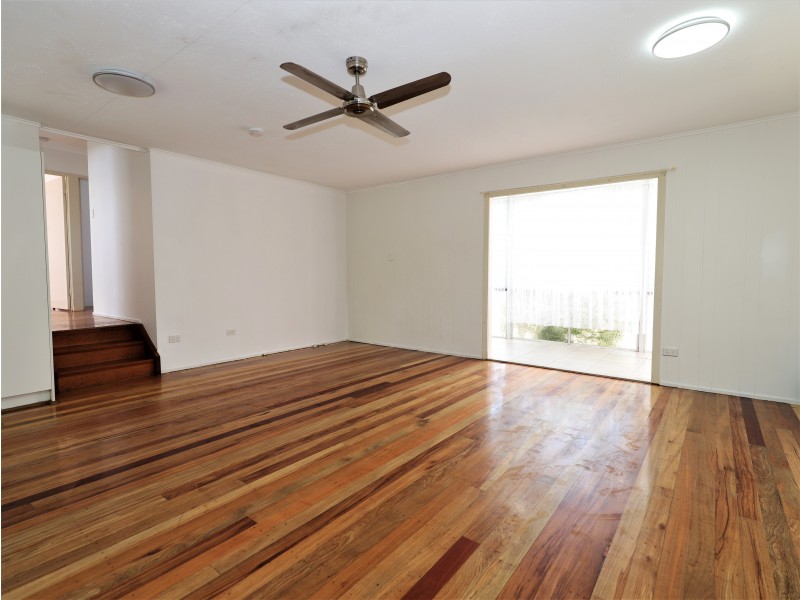 34 Maple Street, Kingston QLD 4114