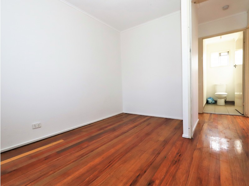 34 Maple Street, Kingston QLD 4114