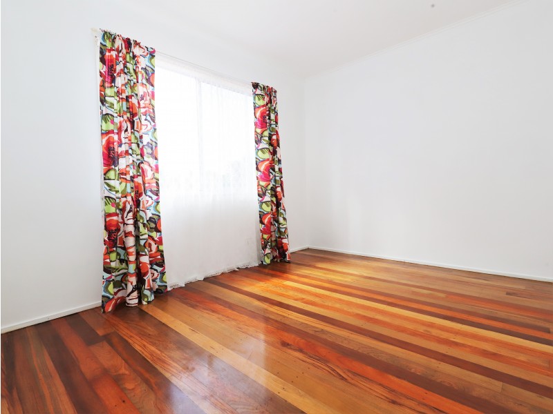 34 Maple Street, Kingston QLD 4114