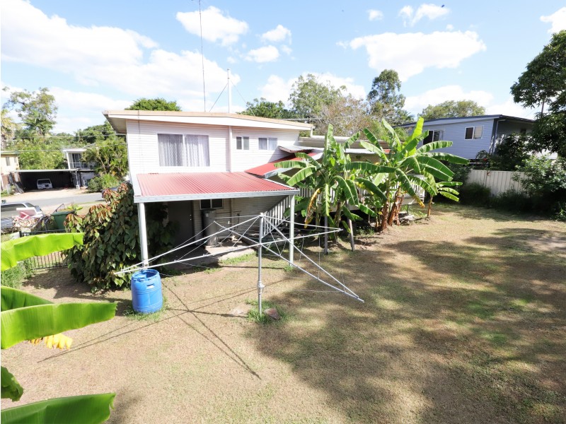 34 Maple Street, Kingston QLD 4114