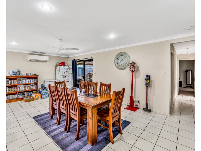 40 Lakeview Drive, Logan Reserve QLD 4133