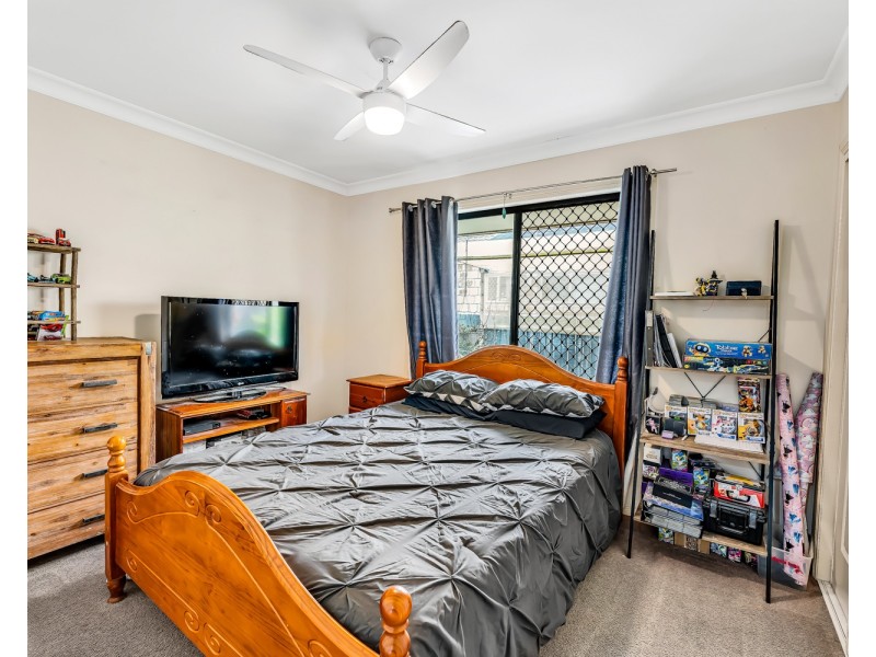 40 Lakeview Drive, Logan Reserve QLD 4133