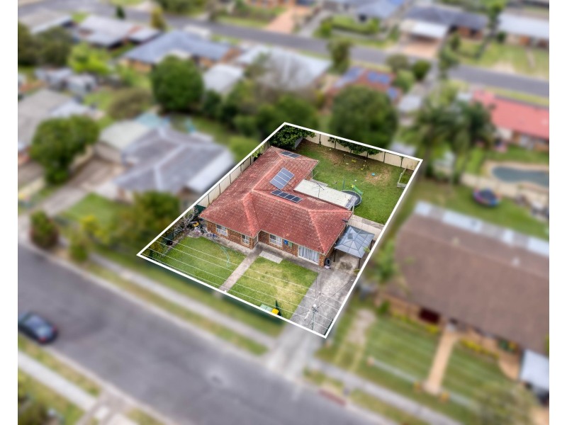 19 Cavillon Street, Crestmead QLD 4132