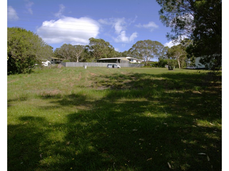 10 James Street, Russell Island QLD 4184