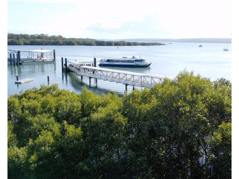 10 James Street, Russell Island QLD 4184