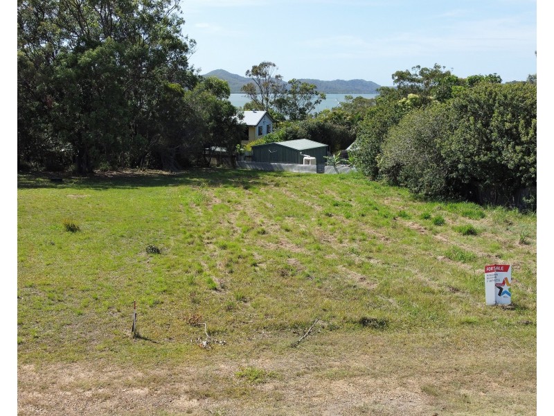 10 James Street, Russell Island QLD 4184