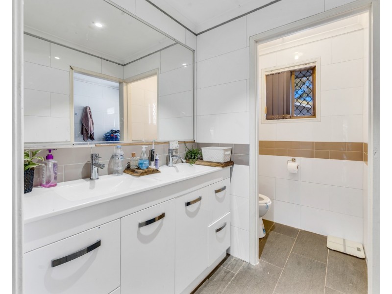 11 Moonah, Crestmead QLD 4132