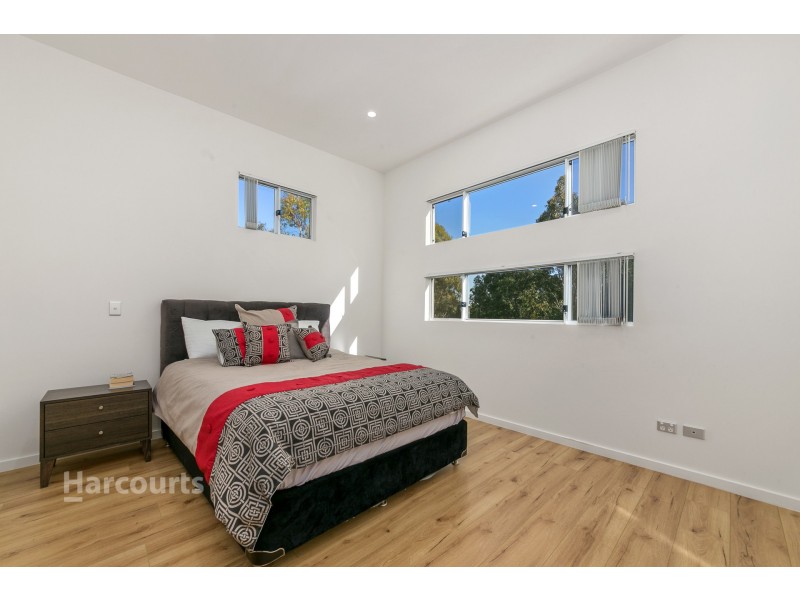 27 Broadoaks Street, Ermington NSW 2115