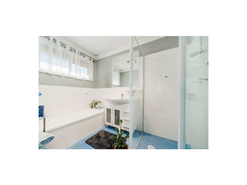 2 Bracken Fell Close, Castle Hill NSW 2154