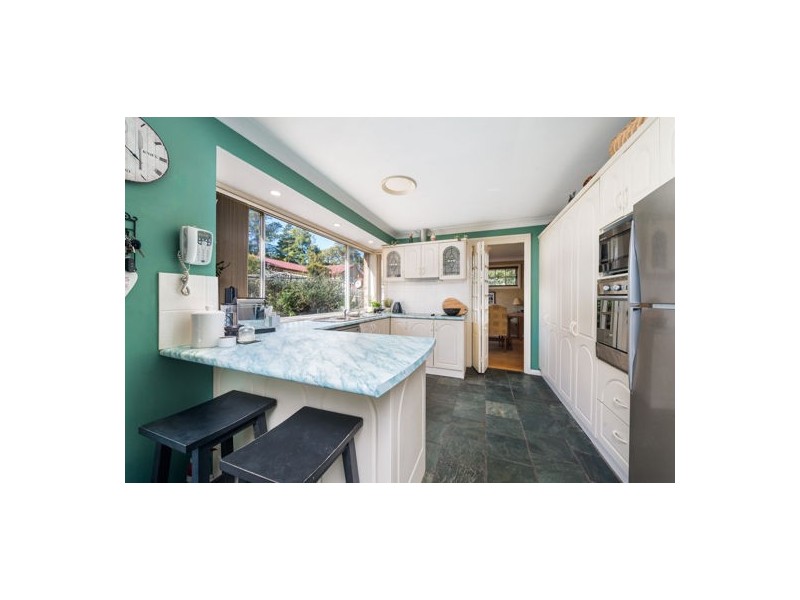 2 Bracken Fell Close, Castle Hill NSW 2154