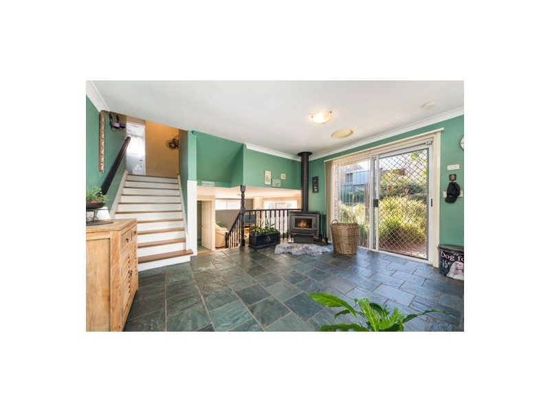 2 Bracken Fell Close, Castle Hill NSW 2154