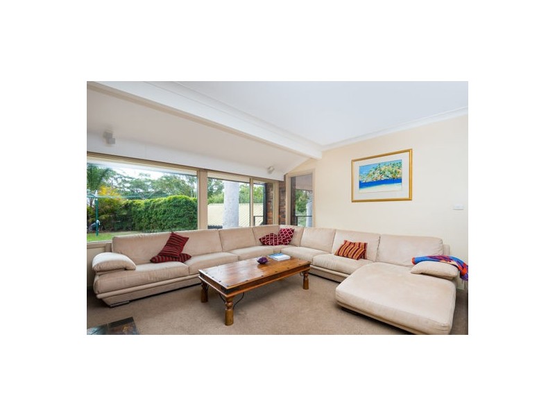 25 Ferndale Avenue, Carlingford NSW 2118