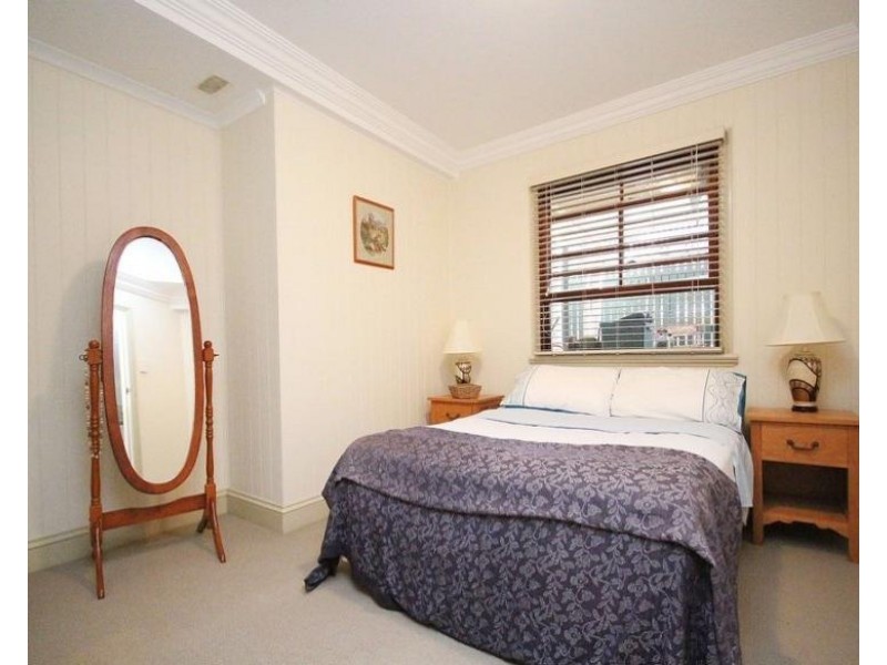 26 Oxford Place, Shorncliffe QLD 4017