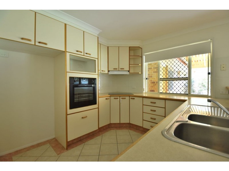 6 Yellowjack Crescent, Albany Creek QLD 4035