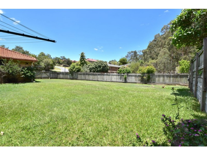 6 Yellowjack Crescent, Albany Creek QLD 4035